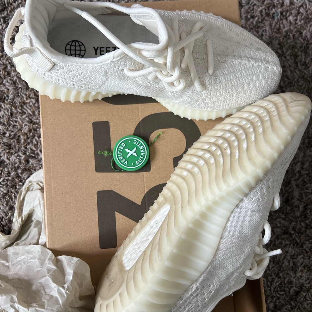 Yeezy boost size 5 men used once